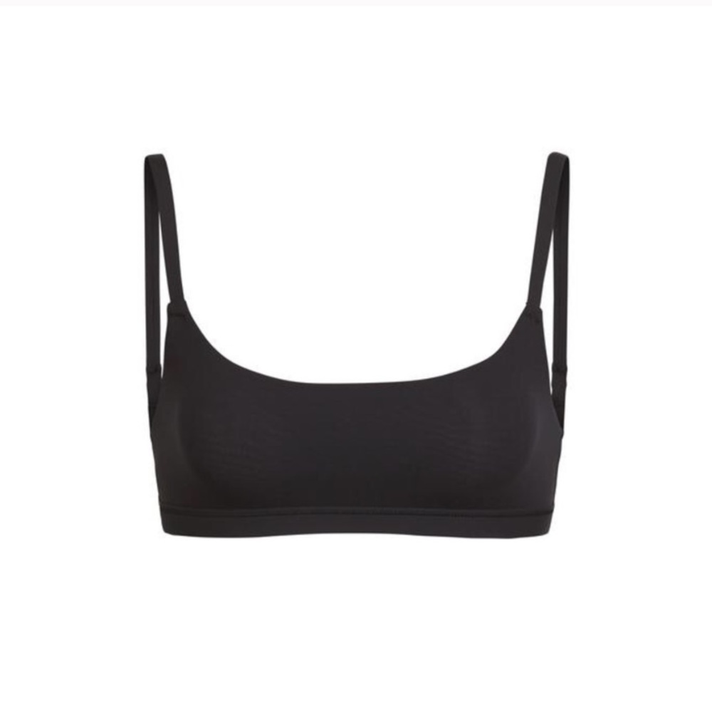 SKIMS Scoop Neck Bra, Onyx